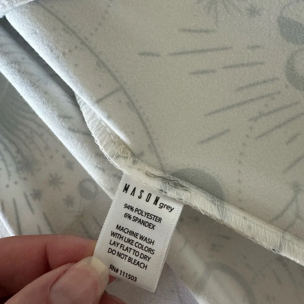 Mason Grey Robe - Picture 10 of 15